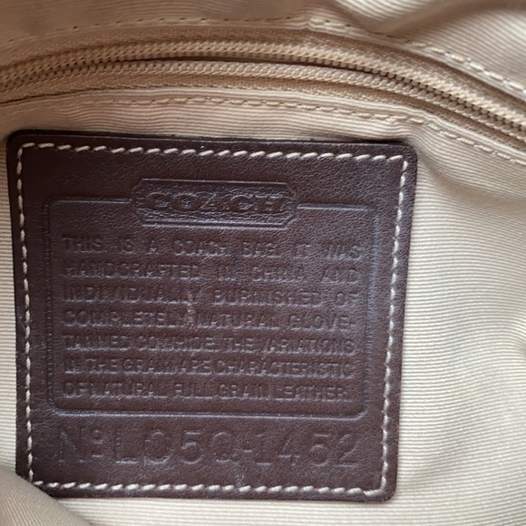 Coach tan leather purse - Picture 10 of 15